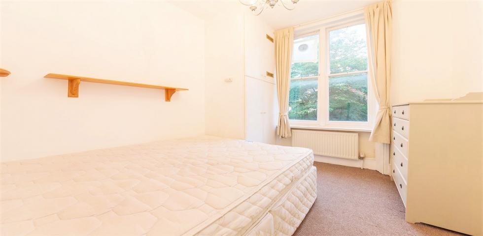 			3 Bedroom, 1 bath, 1 reception Flat			 Birchington Road, KILBURN